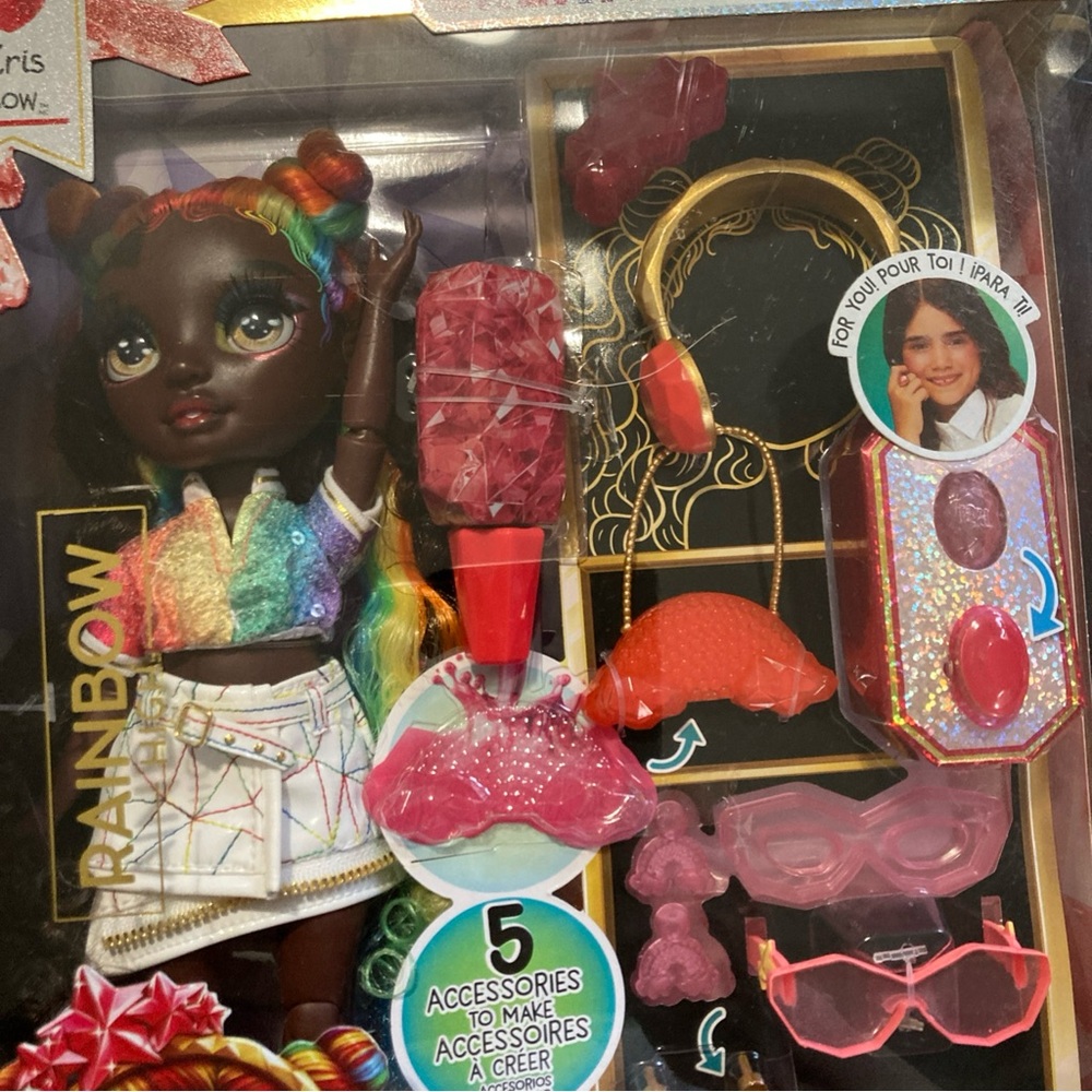 Rainbow High Creative Crystals Iris Fashion Doll with Crystal Accessory Kit - Picture 8 of 10